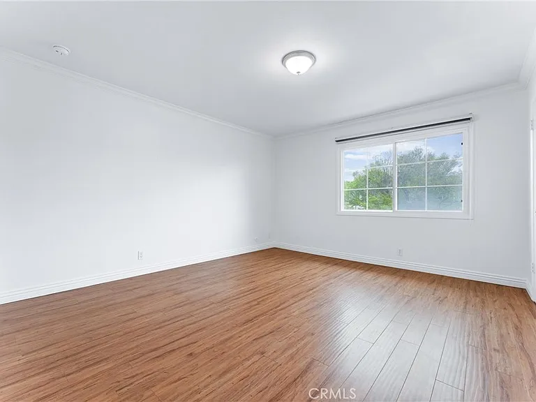 8242 Henderson Grn — Photo 13
