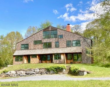 231 Blackberry Hl, Port Matilda, PA, 16870