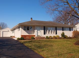 249 Weiss Ter, Raritan, NJ 08869