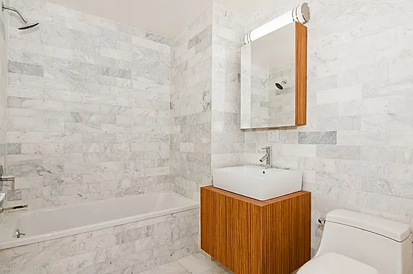 Sold by Nest Seekers International | media 11