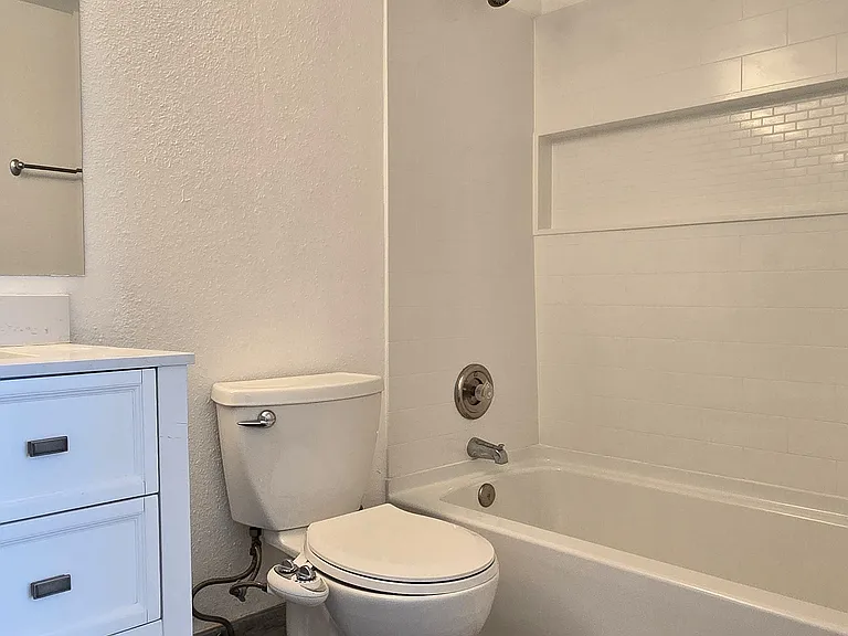 1325 S Judd St — Photo 18