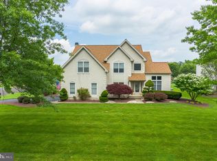 18 Yale Dr, Richboro, PA