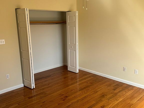 5th image of 400 E 11th Ave