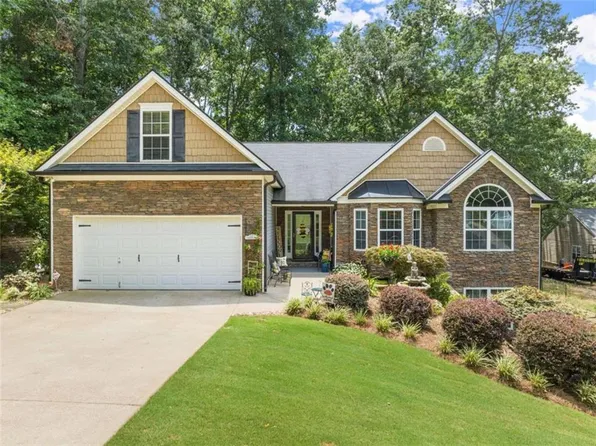 5171 Scenic View Rd, Flowery Branch, GA 30542