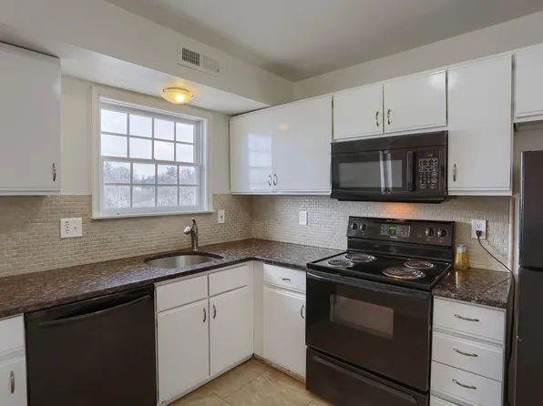 620 Manatawny St APT 78, Pottstown, PA 19464