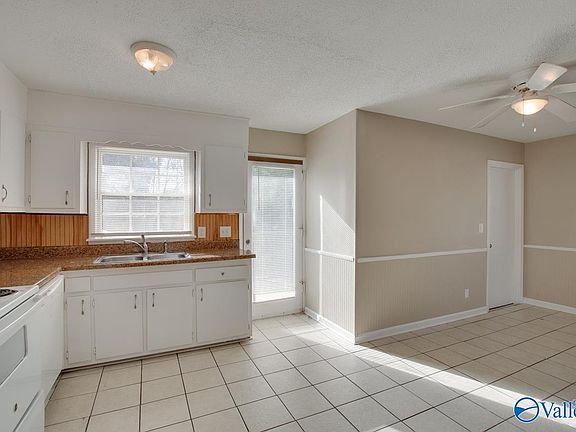 5th image of 4602 Broadmeadow Ln NW