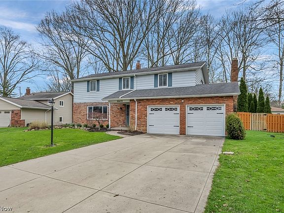 3rd image of 26475 Sudbury Dr