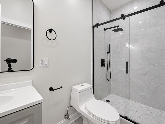 5th image of 4330 W Wilcox St #1