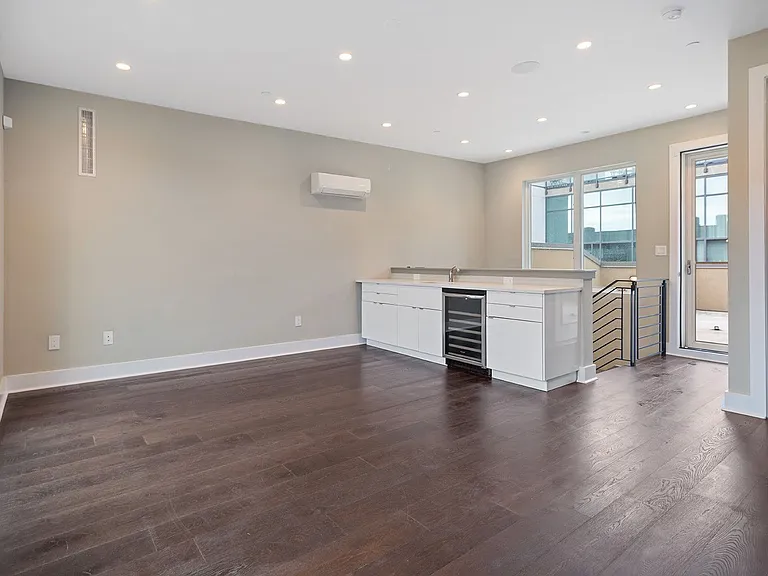 1332 Kater St — Photo 14