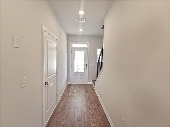 3rd image of 154 Green Love Ln