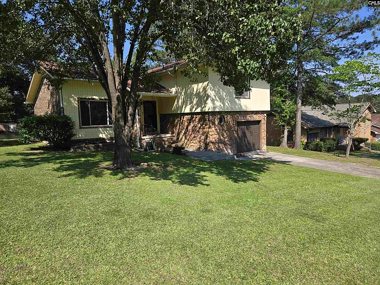 116 Folkstone Rd — Photo 3