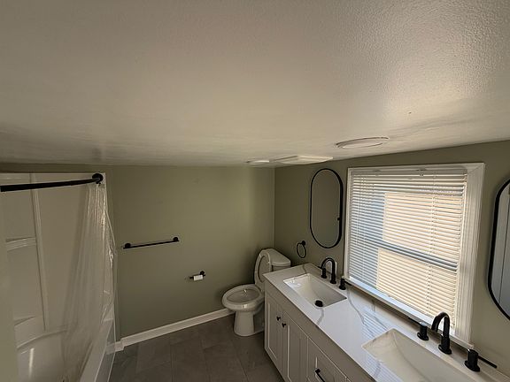 2nd image of 43 W George St
