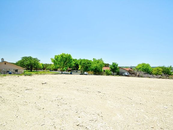 4th image of 2239 San Jacinto Dr