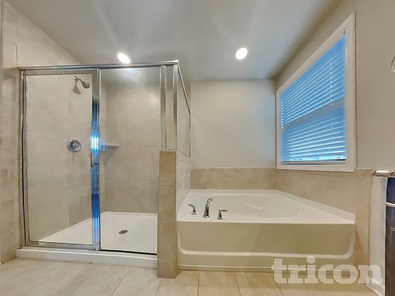 314 Imperial Ct — Photo 8