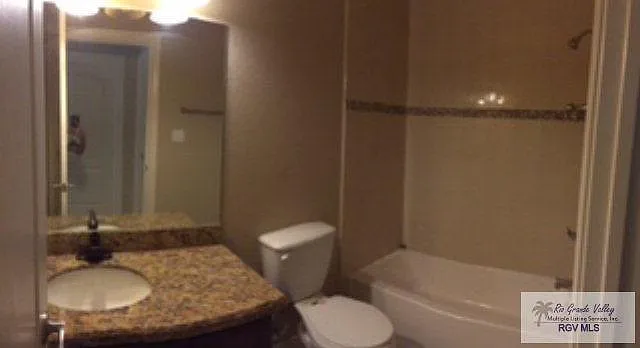 3230 Calle Argentina — Photo 15