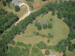 2408 E Cherokee Dr, Woodstock, GA 30188