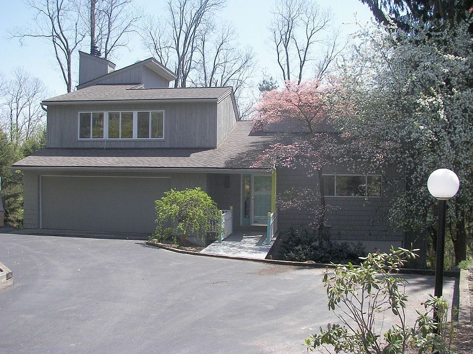 1st image of 23 Great Oak Ln