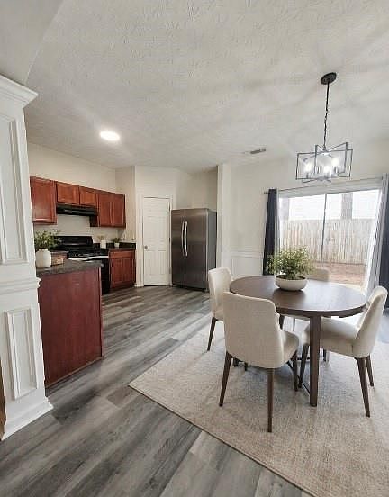 1st image of 2517 Emma Way
