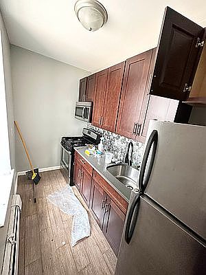 1st image of 211 W 146th St #1B