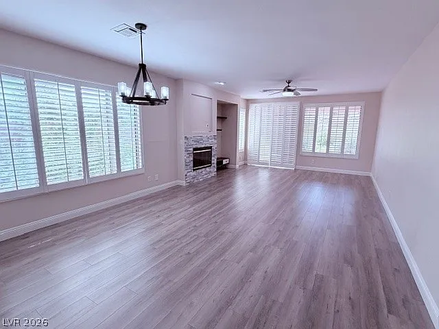 3 bed, 2.0 bath, 2010 sqft, $3,270 — Photo 3