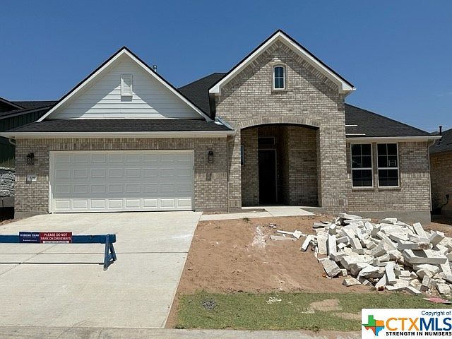1st image of 228 Sweeping Sage Ln