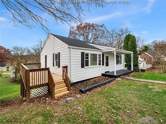 4th image of 1102 Wilkie Dr