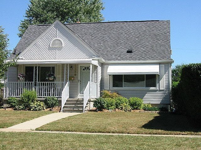 1st image of 2328 Oakshire Ave