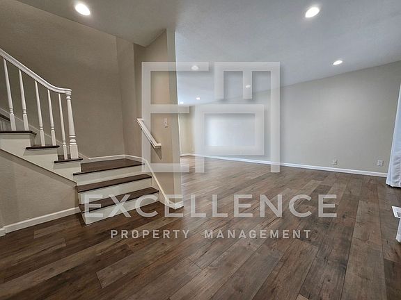 3rd image of 2763 Ione Dr