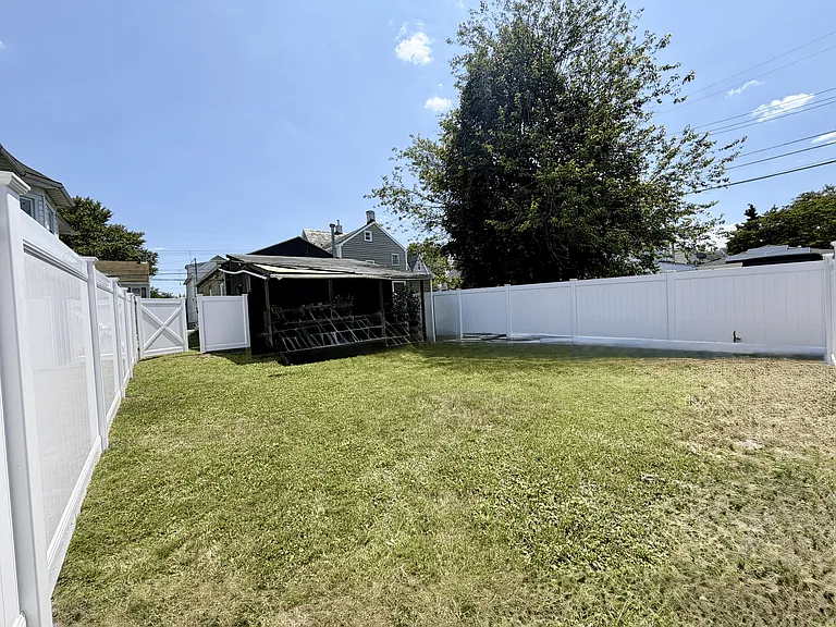 191 Hudson St — Photo 26