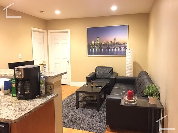 3rd image of 328AZ Saint Paul St #2D