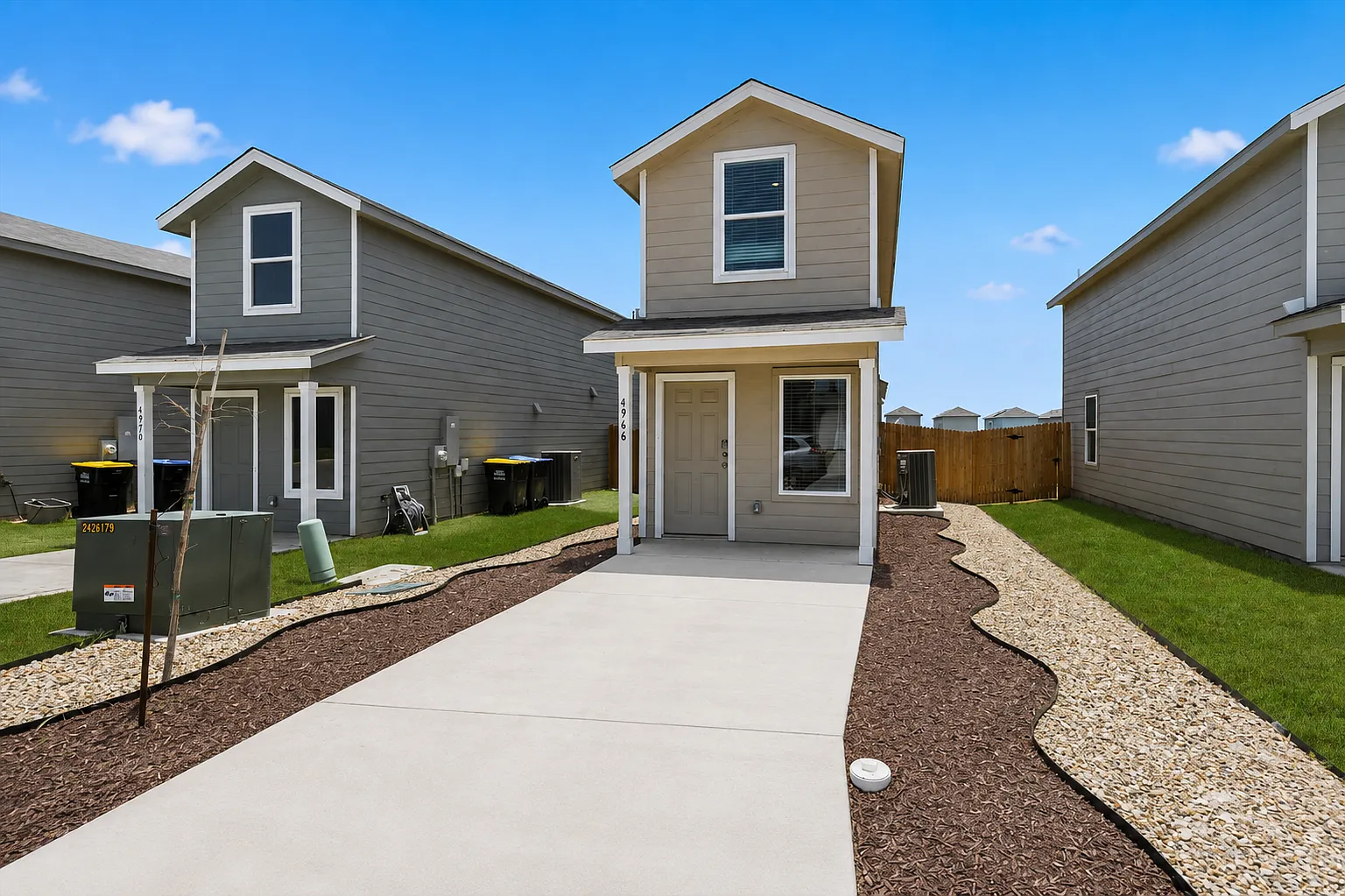 2 bed, 850 sqft, $1,195 — Photo 3