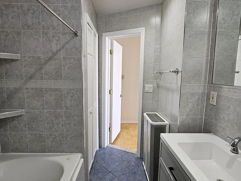30 Newark Bay Ct #2 — Photo 19