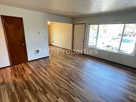 5th image of 2289 Willamette Falls Dr #2289