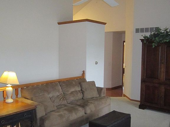 2nd image of 1418 Austin Cir