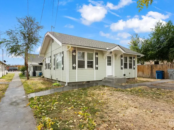219 24th Ave S, Nampa, ID 83651