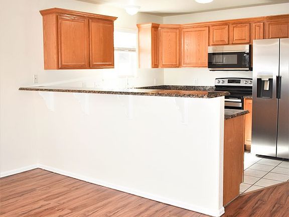 5th image of 495 Coronado Way #A
