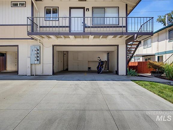 4th image of 1142 S Phillippi St #2-B