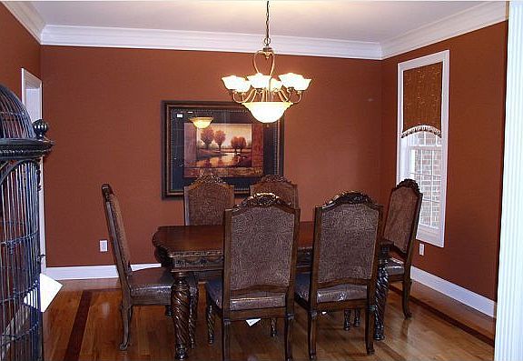 Elegant Formal Dining