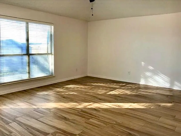 8705 Granite Path — Photo 4