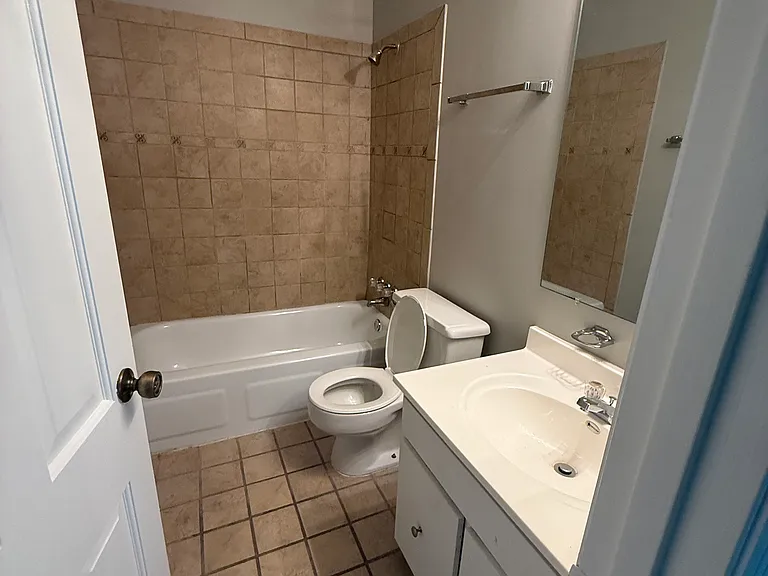 7602 Hunt Club Rd #B106 — Photo 9