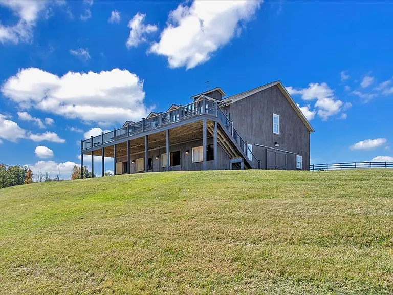 1180 Longfield Rd — Photo 134