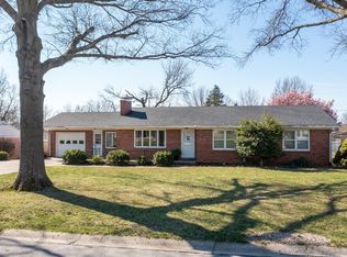 3 Crestview Dr, Boonville, MO 65233