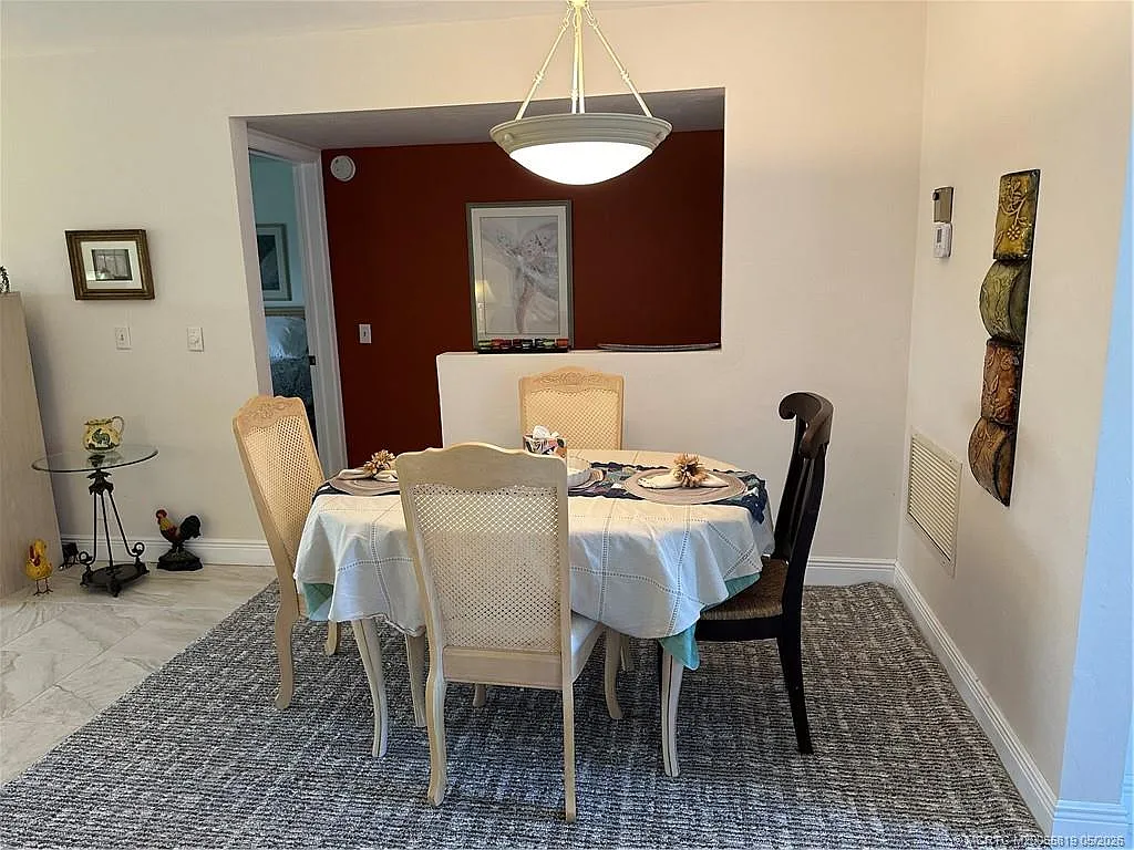 2 bed, 2.0 bath, 1063 sqft, $3,500 — Photo 4