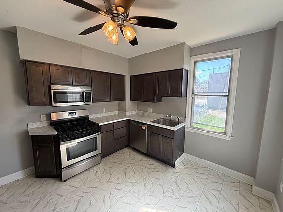 3rd image of 111 N Highland Ave