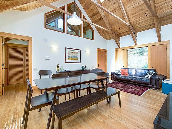 2nd image of 2555 Madrona Ave