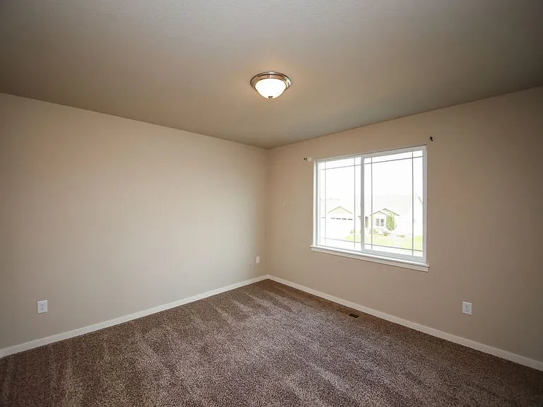 6987 Sumner St — Photo 22