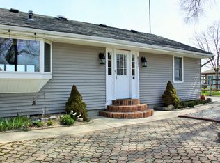 8317 W Division St, Oak Harbor, OH 43449