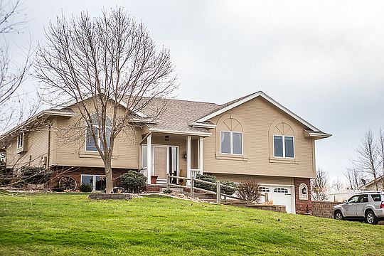 2nd image of 55333 Forrester Valley Ln