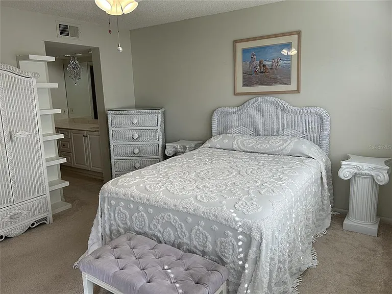 1316 Pasadena Ave S #202 — Photo 16
