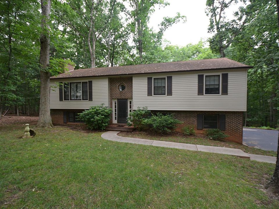 1st image of 112 Woodville Dr